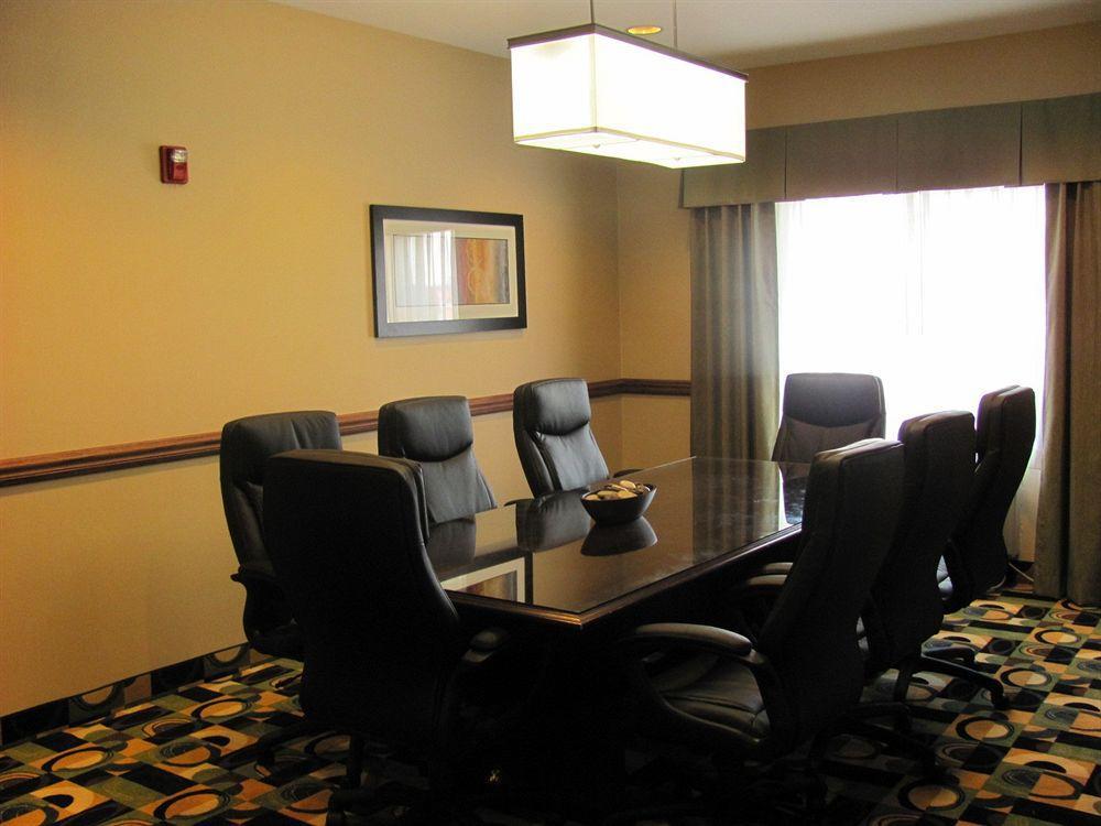 Holiday Inn Express Hotel & Suites Burlington By Ihg Létesítmények fotó
