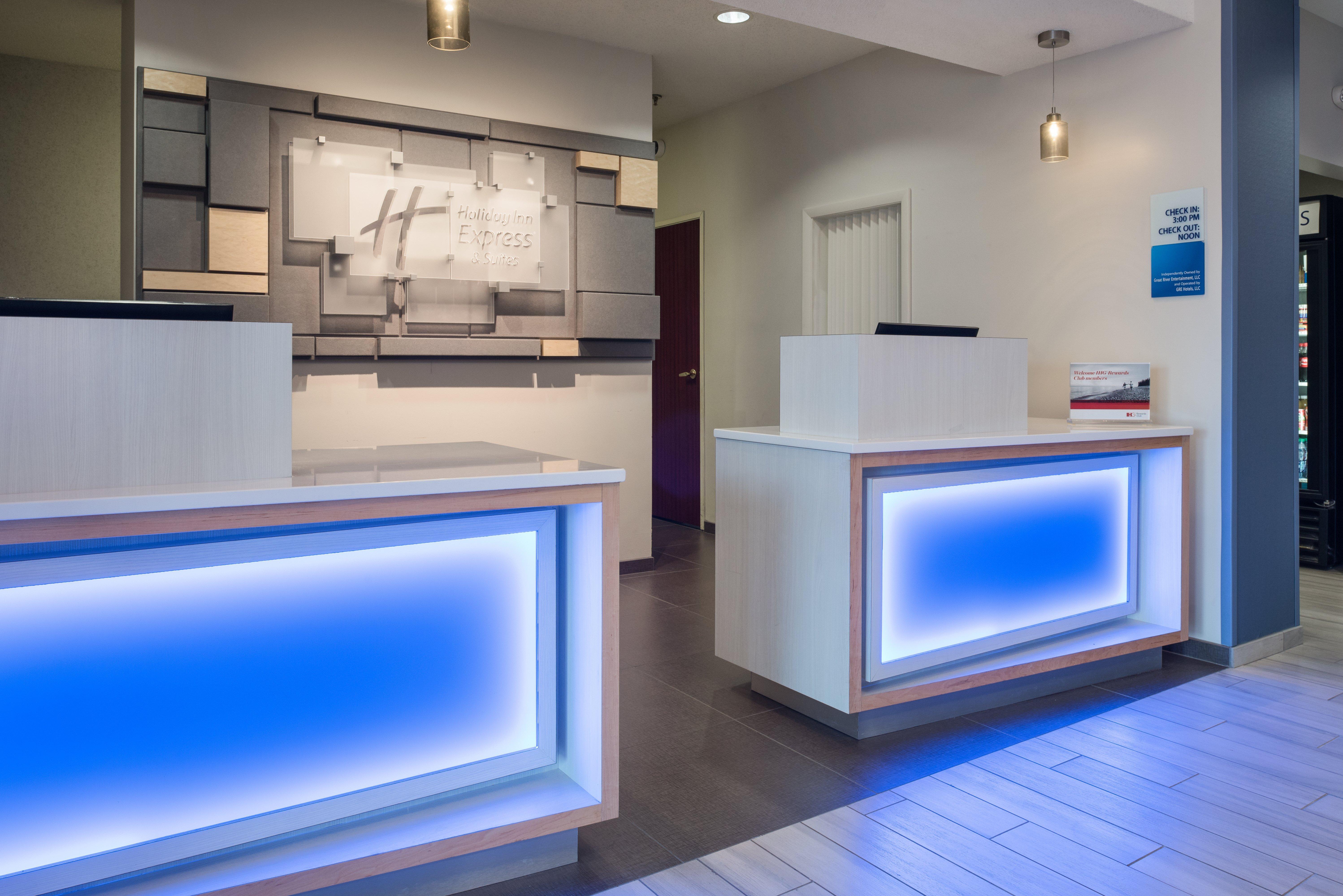 Holiday Inn Express Hotel & Suites Burlington By Ihg Kültér fotó
