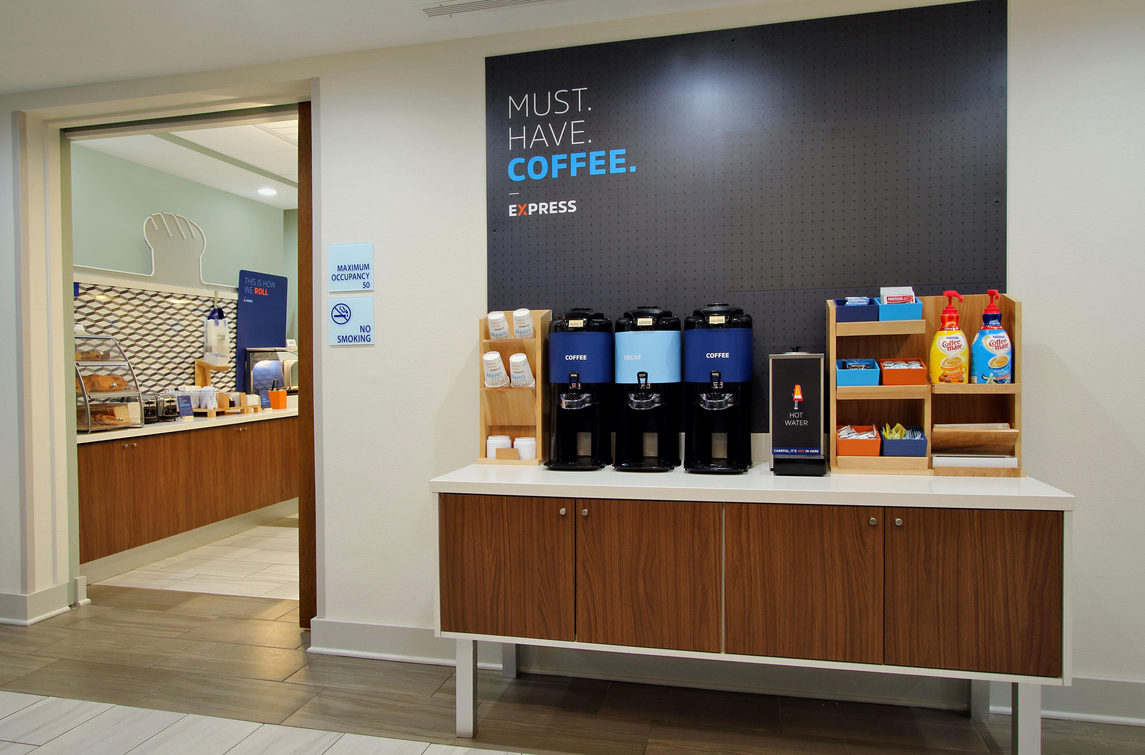 Holiday Inn Express Hotel & Suites Burlington By Ihg Kültér fotó
