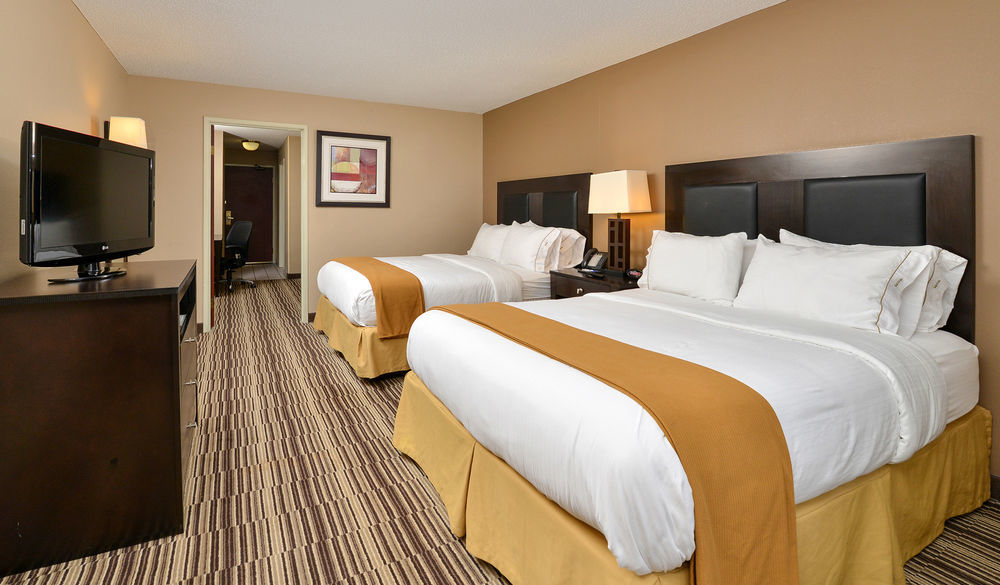 Holiday Inn Express Hotel & Suites Burlington By Ihg Kültér fotó